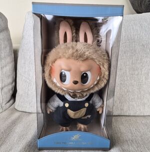 Pop Mart Time To Chill Labubu